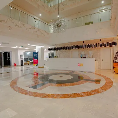 Fun&sun Smart Hane Sun ホテル シダ